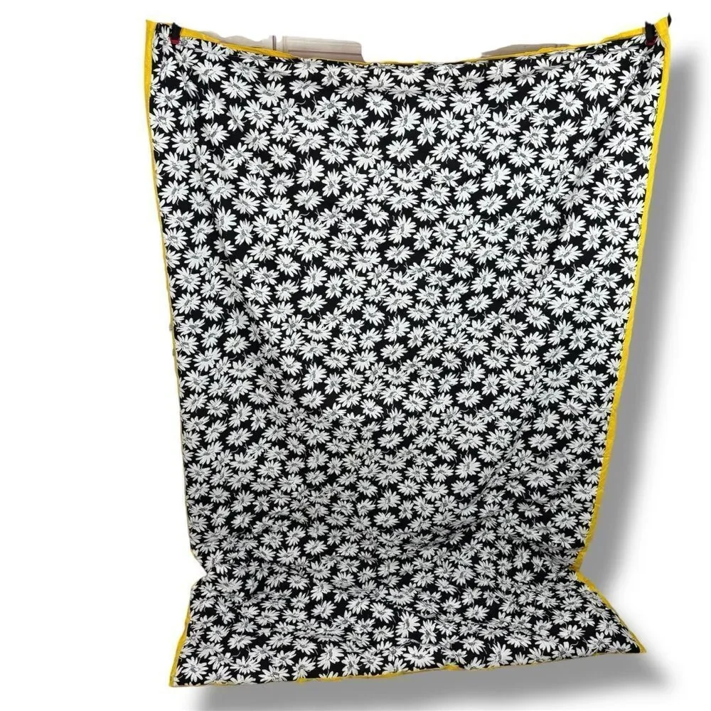 Daisies Polka Dot Duvet Bedding Set‎ Black White Yellow Twin